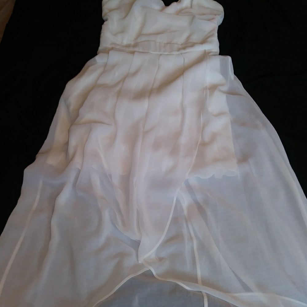 Dress - Picture 7 of 7